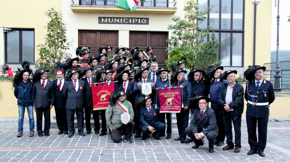 COMMEMORAZIONE PER IL CENTENARIO DELLA PRIMA GUERRA MONDIALE - GRUMENTO NOVA 24 MAGGIO 2015  (Foto ProLoco Grumento)