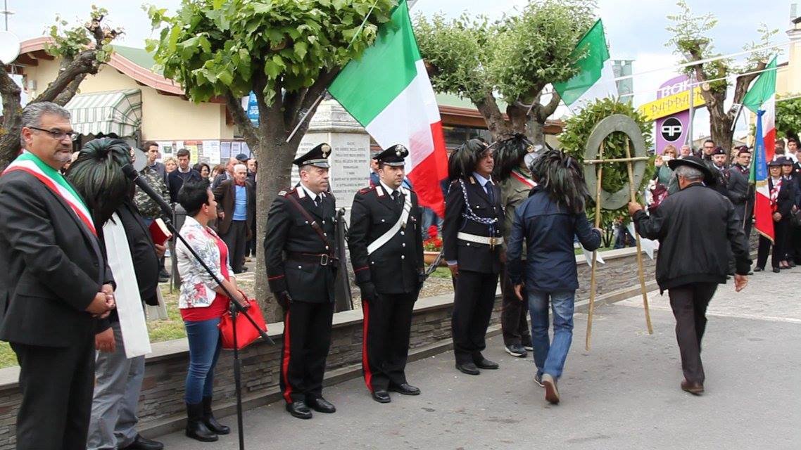 COMMEMORAZIONE PER IL CENTENARIO DELLA PRIMA GUERRA MONDIALE - GRUMENTO NOVA 24 MAGGIO 2015  (Foto ProLoco Grumento)